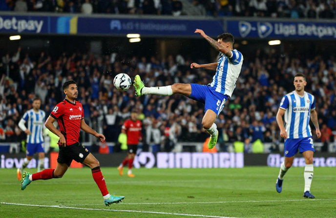 20260415014003 69deec7350280